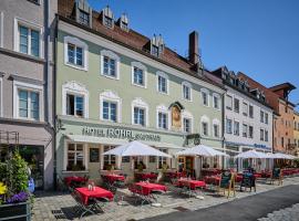 Hotel & Gasthaus DAS RÖHRL Straubing，位于施特劳宾的酒店