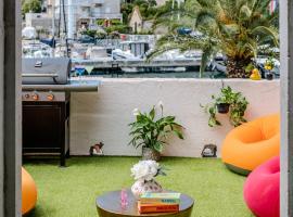 Luxury Villa Unikat with Seaview & Jacuzzi，位于米欧纳的乡村别墅