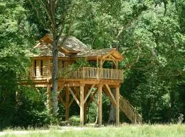 Les Cabanes des Blots