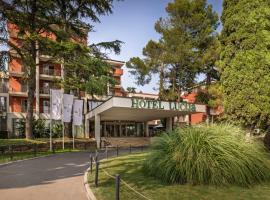 Remisens Hotel LUCIJA，位于波尔托罗的酒店