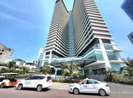 FLC Sea Tower- The Beach Quy Nhơn，位于归仁的酒店