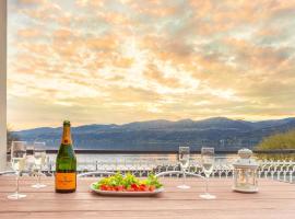 Great Lake View Artist's Apartment，位于伊斯普拉的酒店