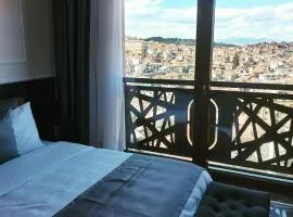 Konak Hilltop Lodge & Villa