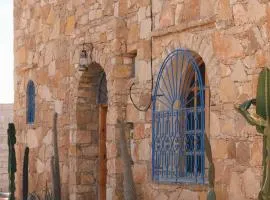 Amoha Surf & Yoga - Boutique Mountain Location