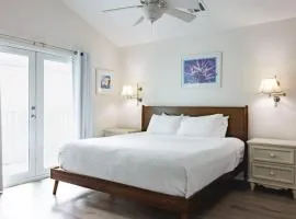 New Casa Caribe by Brightwild- Two-Story Condo Rooftop Pool