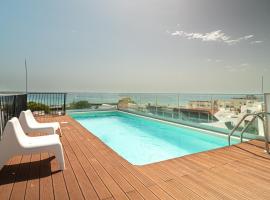 HENRI'S APARTMENTS - Pateo de Santo Ant&oacute;nio，位于拉戈斯的酒店