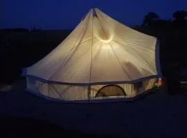 Lodge romantique "le grand chêne" avec Jacuzzi privatif