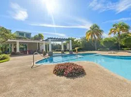 Beachfront Adult & Kids Pool Bbq Terrace