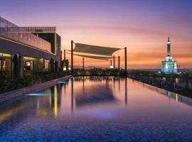 AC Hotel by Marriott Santiago de los Caballeros，位于圣地亚哥洛斯卡巴雌豹国际机场 - STI附近的酒店