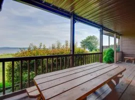 Community Boat Dock Lake Memphremagog Condo!