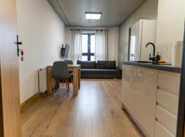 Apartamenty Przystanek Morska，位于格丁尼亚的带停车场的酒店
