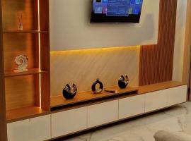 Apprtmnt jury de luxe 2，位于纳祖尔的带停车场的酒店