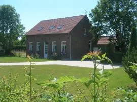 Gîte au calme à Esquelbecq avec jardin clos et équipements modernes, idéal en famille ou entre amis - FR-1-510-48