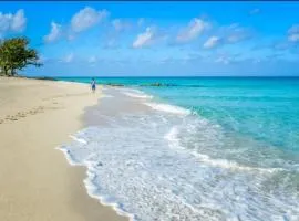 Bimini 2BR-2BA Ocean View Near Infinity Pool & Beach