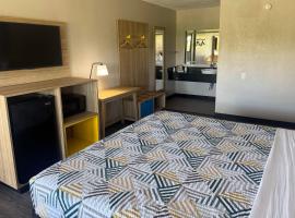 Days Inn by Wyndham Kansas City Northeast，位于堪萨斯城的酒店