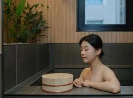 Yuhyu Ryokan Hotel