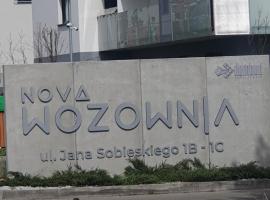Apartament Nova Wozownia Free Parking，位于莱什诺的酒店
