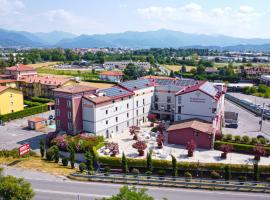 Hotel Borgo Brianteo，位于蓬泰圣皮耶特罗的酒店