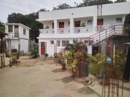 MUNDO GUEST & STUDIO APARTMENTS, MTWAPA,mombasa，位于姆特瓦帕的酒店