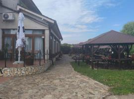 Han Madaras，位于Salonta的酒店