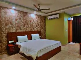 Hotel JPS Palm Inn