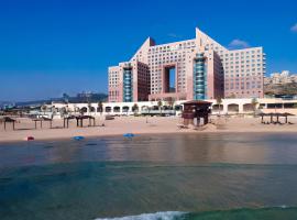 Almog Beach apt Hotel מלון דירות אלמוג ביץ'，位于海法的酒店