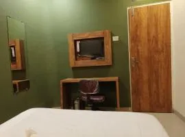 Hotel West Side Stay