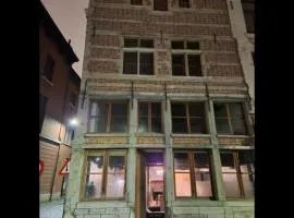 Dolfijn Hostel