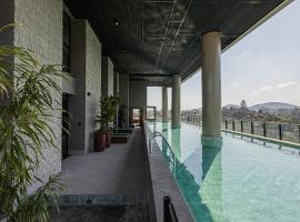 Sky Design Alphaville Housi by Anora Spaces，位于巴鲁埃里的酒店