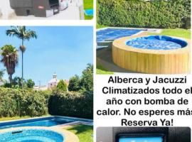 Lomas de Cocoyoc Alberca y Jacuzzi Climatizados GARANTIZADO! 20 Huespedes PET FRIENDLY，位于瓦兹特佩克的酒店