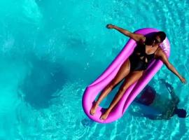 Sunshine Club Hotel Centro Benessere，位于里卡迪的酒店