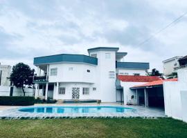 Casa Sanctuaire，位于洛美洛美-托科安机场 - LFW附近的酒店