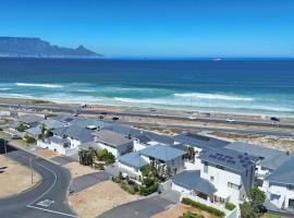 Blouberg Beach House，位于布鲁堡史特兰的乡村别墅