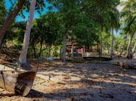 Maison Bevalavy Vue mer et plage privée à Nosy Be