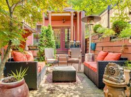 Near Downtown Scranton Getaway with Patio，位于斯克兰顿的酒店