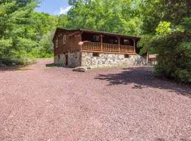 Cozy Log Cabin in Jim Thorpe
