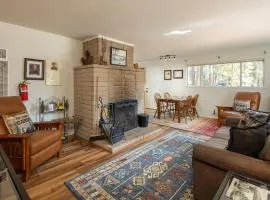 Squirrels Nest By Hauserman Rentals