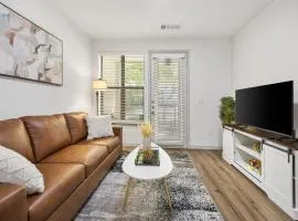 BrightHaven - Stylish 1BR with Pool, Gym and Parking