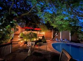 Hotel Boutique Eterna Primavera，位于库埃纳瓦卡的酒店