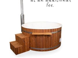 Orchard Brooke Cottage，位于唐帕特里克的酒店