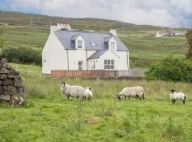 Charming Isle of Skye Holiday Cottage, Glendale