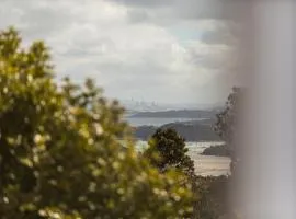 Peaceful place with views - Waiheke Cohost
