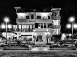 Hotel Ristorante La Ripa，位于菲乌吉的酒店