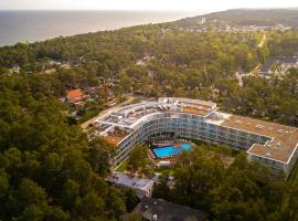 Hotel Linea Mare，位于波别罗沃的海滩酒店