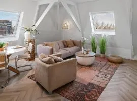 Stylish-loft near city center and park