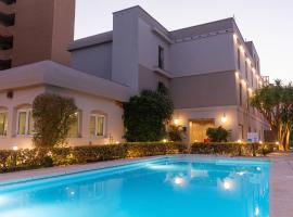 大道酒店，位于贝尼卡西姆的酒店