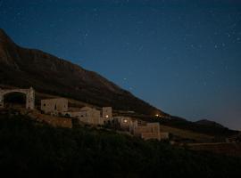 Anemos Suites Mani，位于Áno Boularioí的酒店