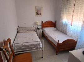 Habitacion Doble Camas Separadas Toledo，位于托莱多的酒店