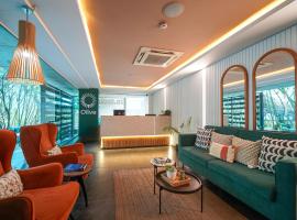Olive Hotel MG Road Dunsvirk Inn by Embassy Group，位于班加罗尔的酒店
