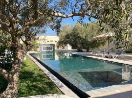 Résidence Jamila Location Appartements confort piscine proche zone touristique，位于米多恩的公寓